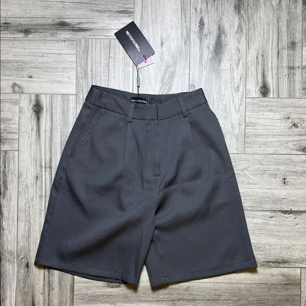 PrettyLittleThing Dark Gray Women's Shorts